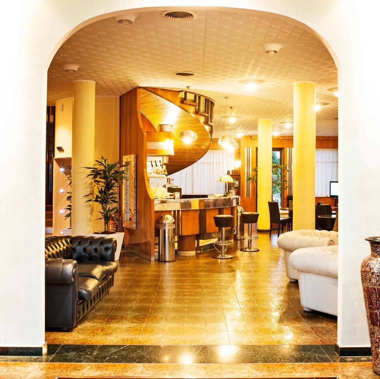 Hotel Welcome San Benedetto del Tronto Bagian luar foto